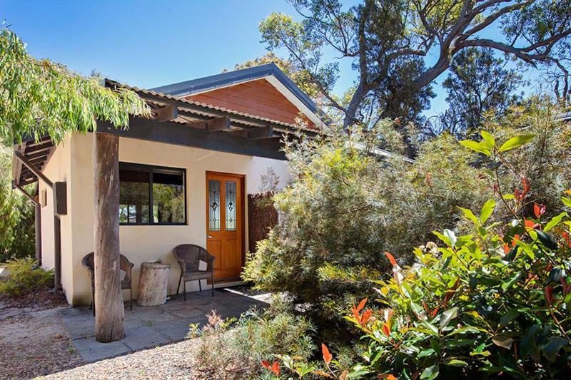 Silversprings Spa Retreat Pet Friendly Cottages And Glampings Metricup Extérieur photo