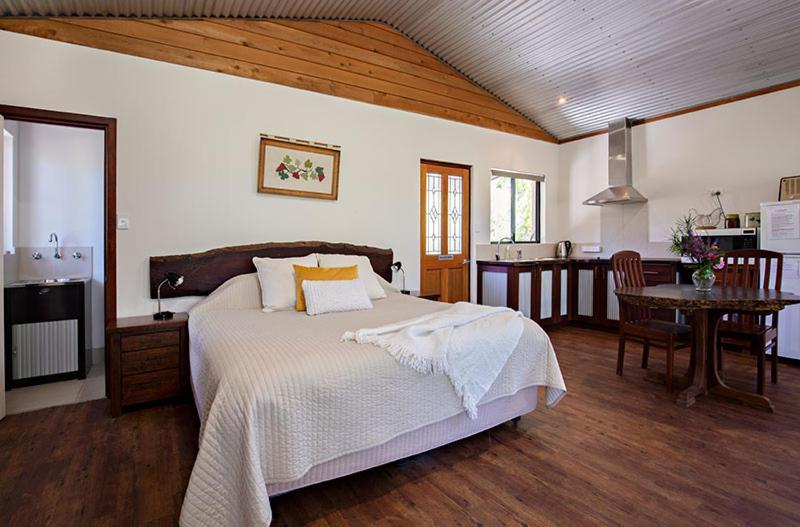 Silversprings Spa Retreat Pet Friendly Cottages And Glampings Metricup Extérieur photo