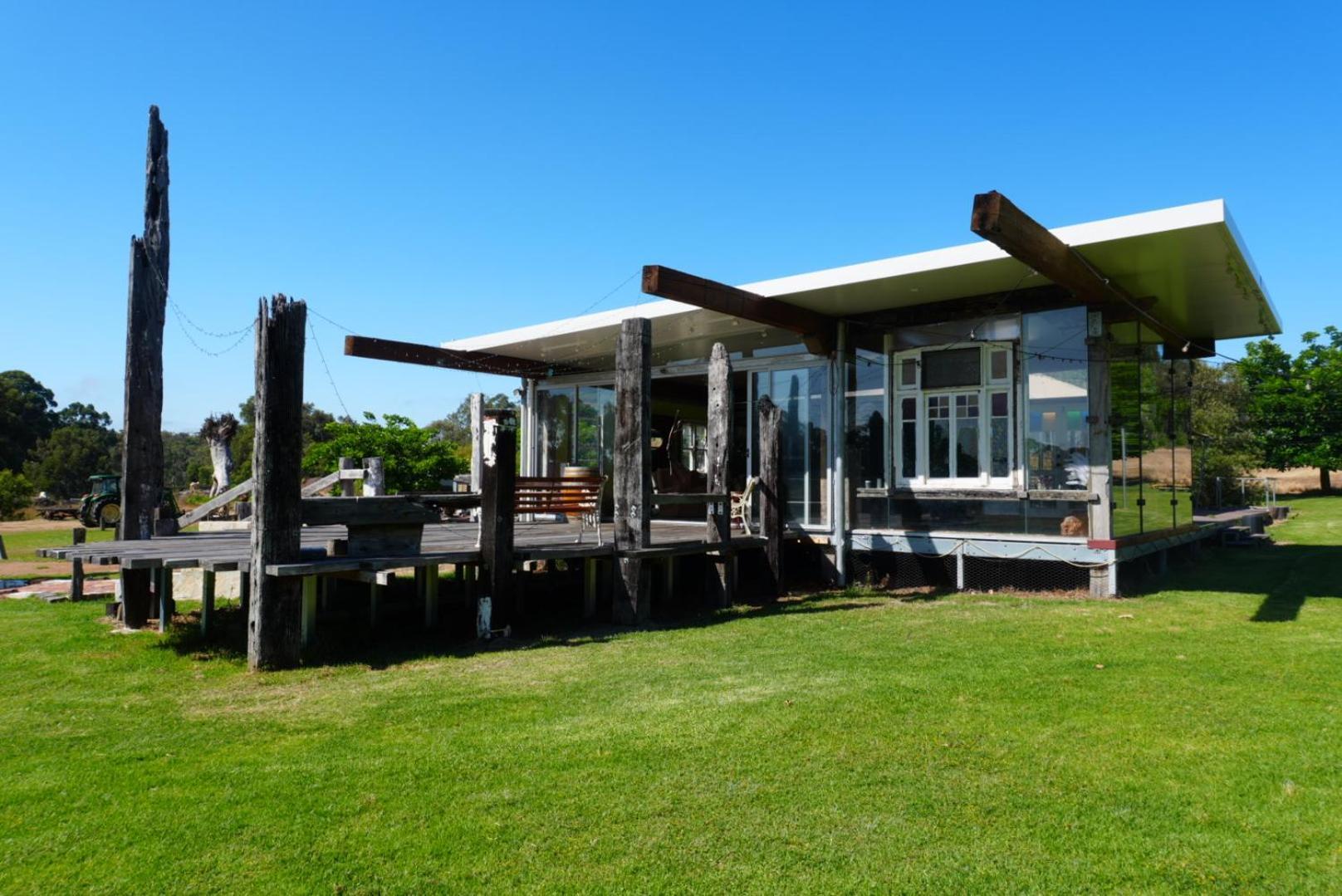 Silversprings Spa Retreat Pet Friendly Cottages And Glampings Metricup Extérieur photo