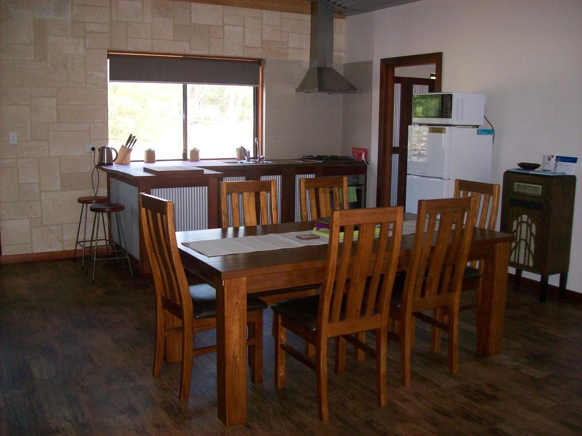 Silversprings Spa Retreat Pet Friendly Cottages And Glampings Metricup Extérieur photo
